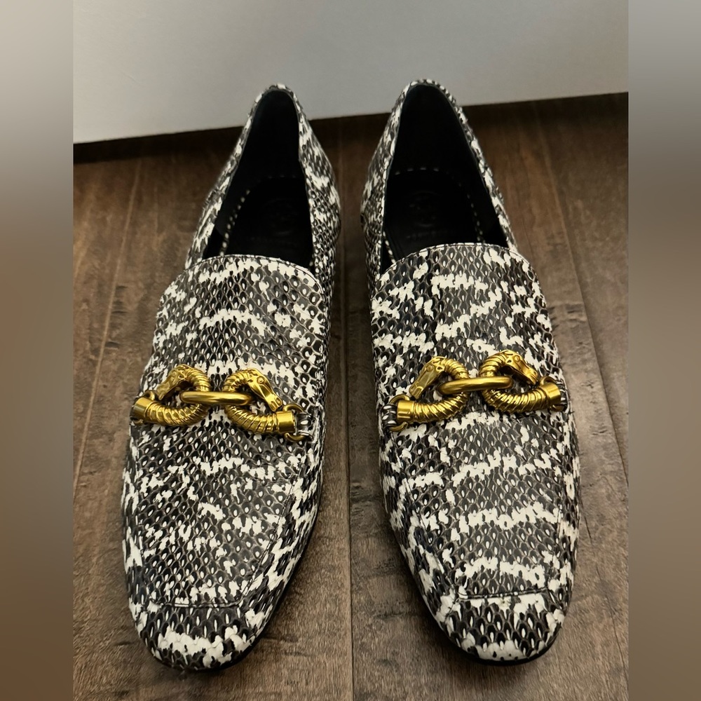 Tory Burch Jessa Loafer size 8 1/2M